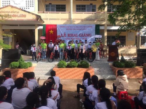 z3696647757562 0190ce52c5c3bce244daaea27af57233 (1)